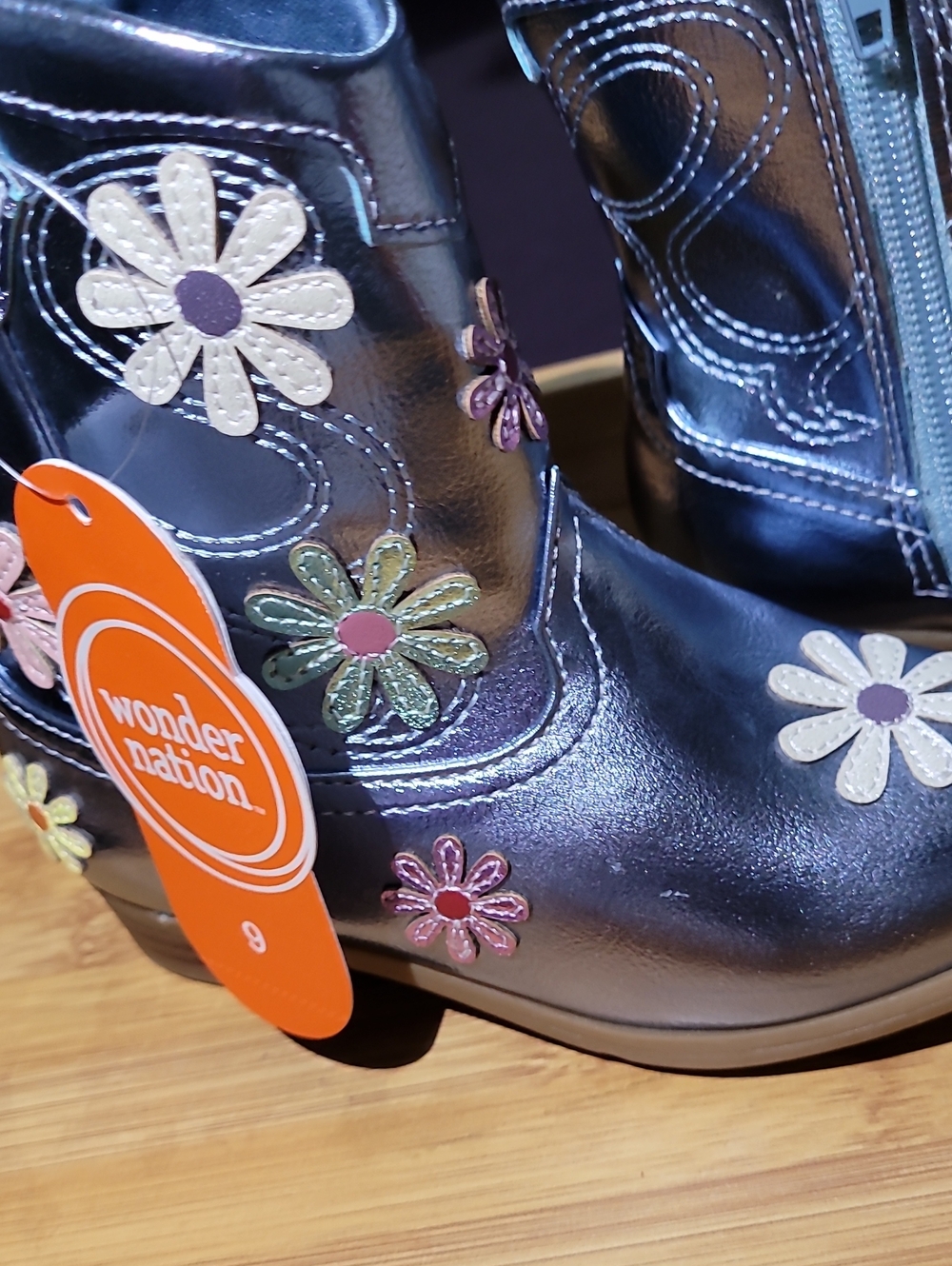 Daisy Boots For GIRLS - Picture 2 of 6